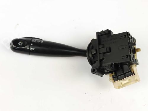 Used Headlight switch Headlight switch TOYOTA YARIS (_P1_) 1.0 (SCP10_, SCP10R) (68 hp) 33469845 33469845