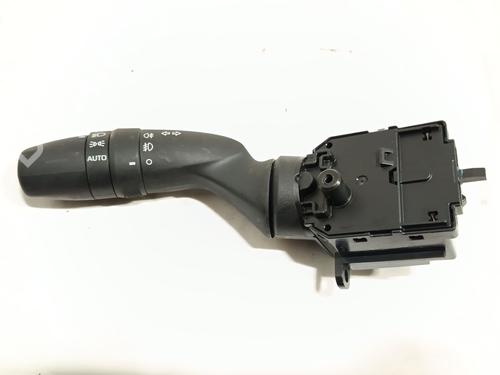 Used Headlight switch TOYOTA YARIS CROSS (MXP_) 1.5 Hybrid (MXPJ10) (116 hp) 27526961