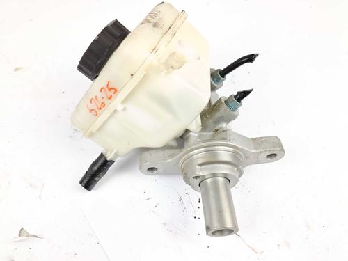 brake-master-cylinder-bmw-1-f20-2011-2012-2013-2014-2015-2016-2017-2018-2019-29709324 main image