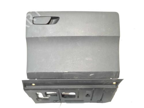Used Glove box Glove box AUDI Q2 (GAB, GAG) 1.6 TDI (115 hp) 17673136 17673136