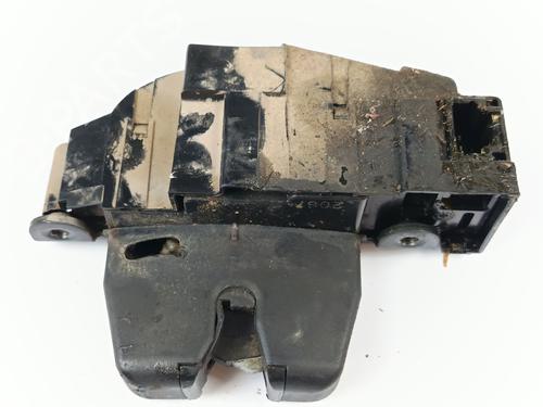 Used Tailgate lock CITROËN C4 Grand Picasso I (UA_) 2.0 HDi 138 (136 hp) 28690358