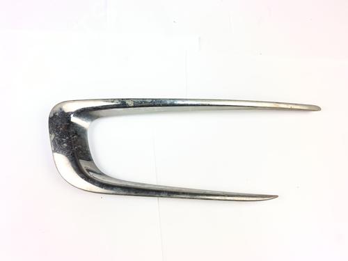 Used Grille Grille PEUGEOT 2008 II (UD_, US_, UY_, UJ_, UR_, UC_) 1.5 BlueHDI 100 (102 hp) 33873677 33873677