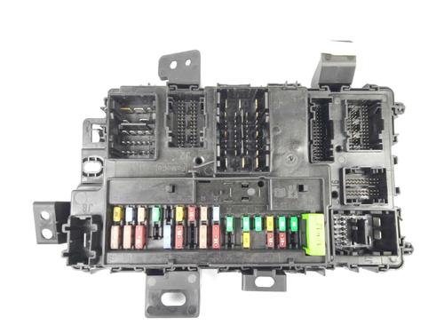 Used Fuse box Fuse box 16838801 16838801