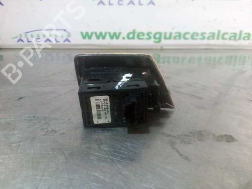 Right front window switch BMW 5 (F10) 520 d | BP10143681I26 - Image 2