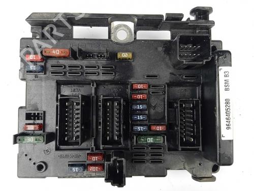 Used Fuse box Fuse box 14350440 14350440