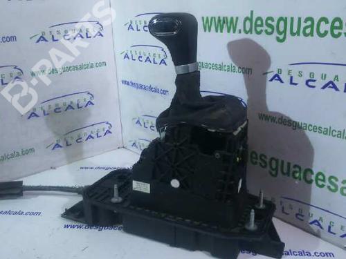 Used Automatic gearbox selector Automatic gearbox selector VW GOLF V (1K1) [2003-2010] 9986882 9986882