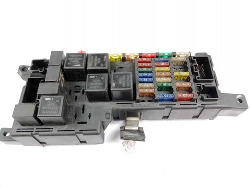 Used Fuse box Fuse box 18485415 18485415