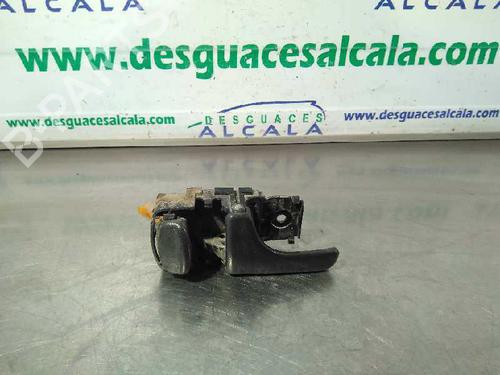 Used Front left interior door handle Front left interior door handle 10751477 10751477