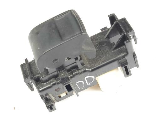Used Right front window switch Right front window switch TOYOTA AURIS (_E18_) 1.6 (ZRE181_, ZRE185_, ZRE185R, ZRE181R) (132 hp) 17914817 17914817