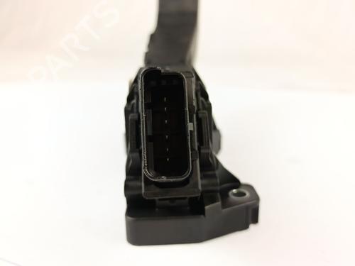 Pedal PEUGEOT 2008 II (UD_, US_, UY_, UJ_, UR_, UC_) 1.2 PureTech 130 (USHNS, URHNS) | BP28481493I4