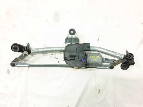 Used Front wiper motor Front wiper motor AUDI A3 (8V1, 8VK) 1.6 TDI (110 hp) 31793208 31793208