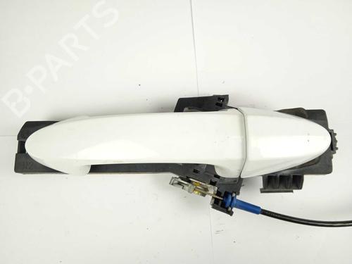 Used Front right exterior door handle Front right exterior door handle 17190203 17190203