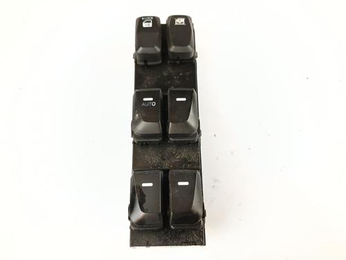 Used Left front window switch HYUNDAI ix35 (LM, EL, ELH) 1.7 CRDi (116 hp) 30463611