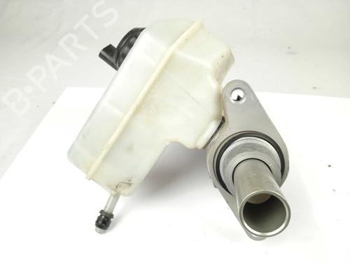 Used Brake master cylinder Brake master cylinder 15218995 15218995