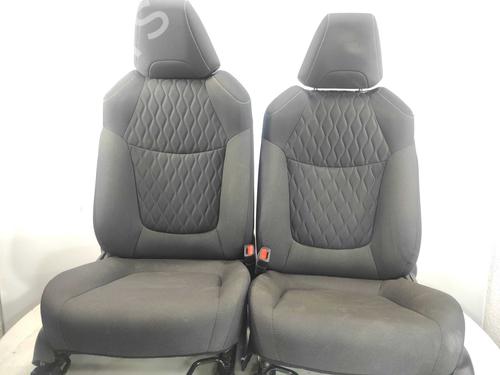 Used Seats set Seats set 18407995 18407995