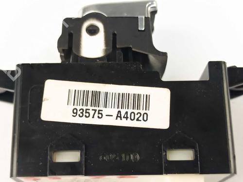 Right front window switch KIA CARENS IV 1.7 CRDi | BP32372793I26 - Image 3