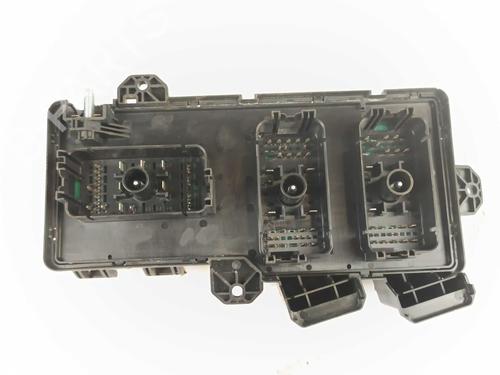 Fuse box JAGUAR E-PACE (X540) 2.0 D165 | BP34223960E1 - Image 2