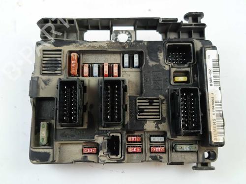 Used Fuse box Fuse box PEUGEOT PARTNER MPV (5_, G_) 1.6 HDi 90 (90 hp) 28582326 28582326