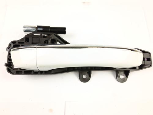 Used Front right exterior door handle MG MG ZS SUV (AZS1) 1.5 VTi (114 hp) 30274218