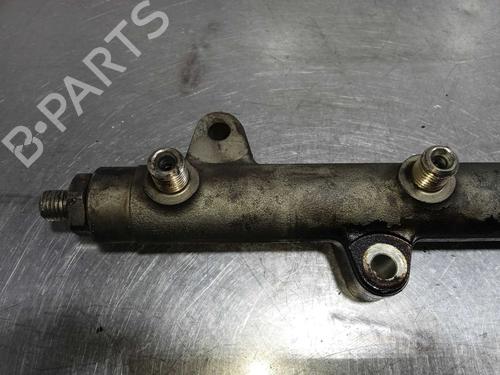 Injection rail AUDI A8 D3 (4E2, 4E8) 4.0 TDI quattro | BP10166632M98 - Image 2