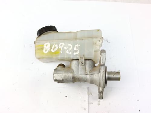 Used Brake master cylinder DACIA SANDERO II TCe 90 (B8M1, B8MA, B8AC) (90 hp) 31176712
