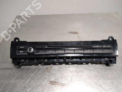 Used Radio Radio 10142793 10142793