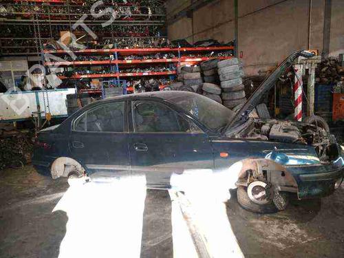 Used Parts HYUNDAI ELANTRA III (XD) 1.6 1064447