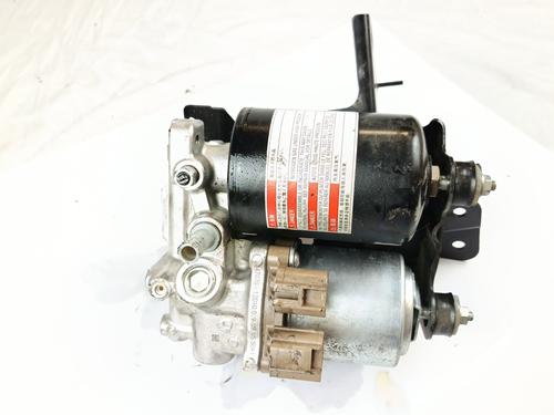 Used ABS pump TOYOTA YARIS (_P13_) 1.5 Hybrid (NHP130_, NHP130) (101 hp) 28514892