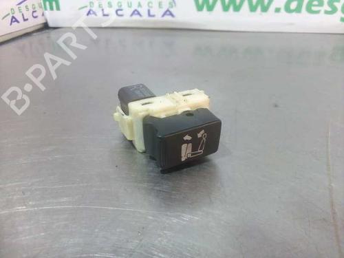 Used Switch Switch MITSUBISHI OUTLANDER II (CW_W) 2.2 DI-D 4WD (156 hp) 14354153 14354153