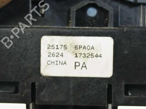 Switch NISSAN JUKE (F16_) 1.6 Hybrid | BP38874493I30 - Image 3