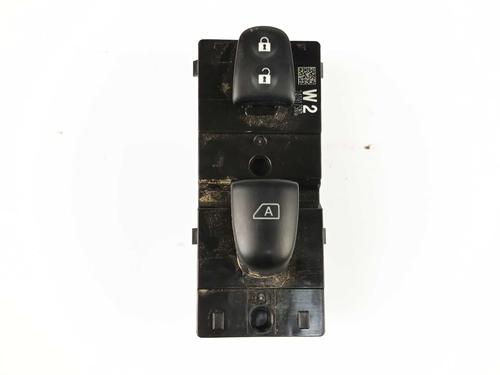 Used Left front window switch Left front window switch NISSAN JUKE (F16_) 1.0 (114 hp) 30770437 30770437