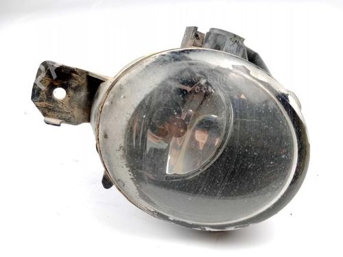 right-front-fog-light-bmw-1-e81-120-d-63177837502-2006-2007-2008-2009-2010-2011-2012-21395390 main image