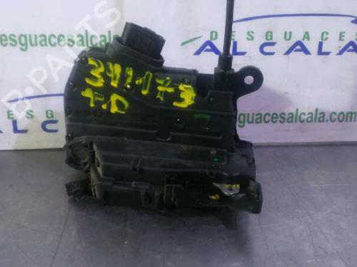 rear-right-lock-renault-captur-i-j5_-h5_-825008835r-40727224-electrica-2013-9989371 main image