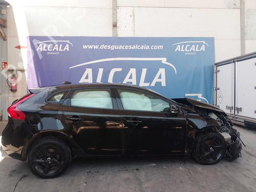 Brugte VOLVO V40 Hatchback (525)  D2  4772922