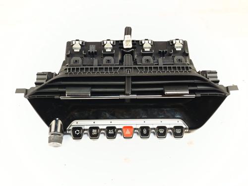 Used Climate control Climate control PEUGEOT 208 II (UB_, UP_, UW_, UJ_) 1.5 BlueHDI 100 (102 hp) 33288536 33288536