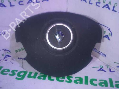 driver-airbag-renault-clio-iii-br01-cr01-8200677496-370c71340041-2005-2006-2007-2008-2009-2010-2011-2012-2013-2014-9989229 main image