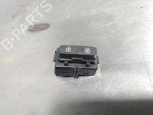 Used Switch Switch VOLVO V40 Hatchback (525) D3 (150 hp) 14355096 14355096