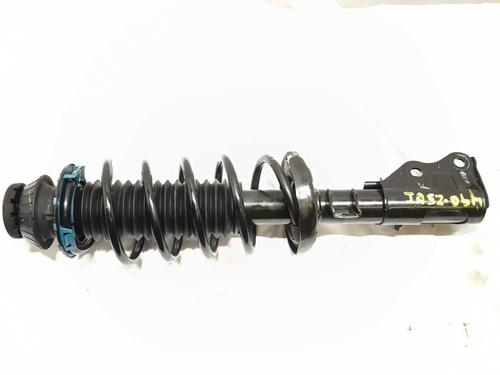 Used Left front shock absorber Left front shock absorber HONDA HR-V (RU) 1.6 i-DTEC (RU8) (120 hp) 28515000 28515000