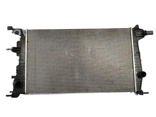 Used Water radiator Water radiator 30847801 30847801