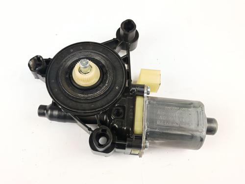 left-front-window-motor-audi-a3-8v1-8vk-2012-2013-2014-2015-2016-2017-2018-2019-2020-33802535 main image