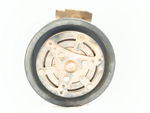 AC-Kompressor TOYOTA HILUX VII Pickup (_N1_, _N2_, _N3_) 2.5 D-4D 4WD (KUN25_, KUN25R) (120 hp) 29123772
