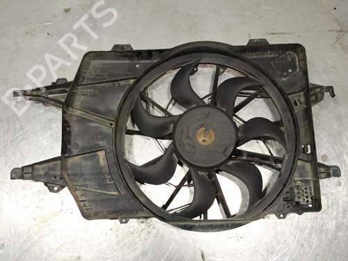 Used Radiator fan FORD FOCUS I Saloon (DFW) 1.8 Turbo DI / TDDi (90 hp) 28413133