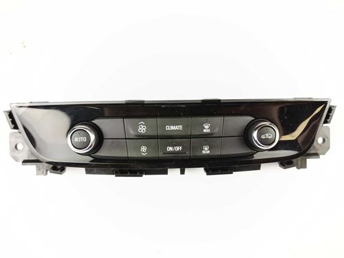 climate-control-opel-insignia-b-grand-sport-z18-2017-30277967 main image