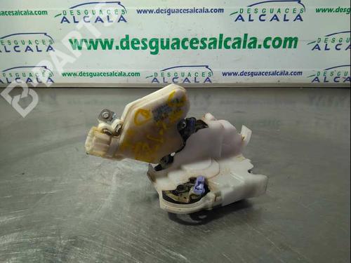 Used Front left lock NISSAN X-TRAIL I (T30) [2001-2013]  10016297