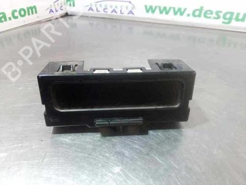Used Display monitor Display monitor RENAULT MEGANE II (BM0/1_, CM0/1_) [2001-2012] 14354652 14354652