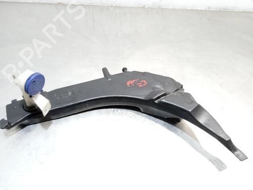 Used Windscreen washer tank PEUGEOT 308 II (LB_, LP_, LW_, LH_, L3_) 1.2 THP 130 (131 hp) 12532157