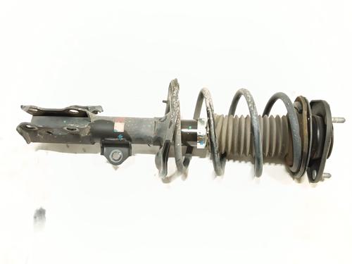 Used Right front shock absorber TOYOTA AURIS (_E15_) 1.4 D-4D (NDE150_, NDE150R) (90 hp) 28515067