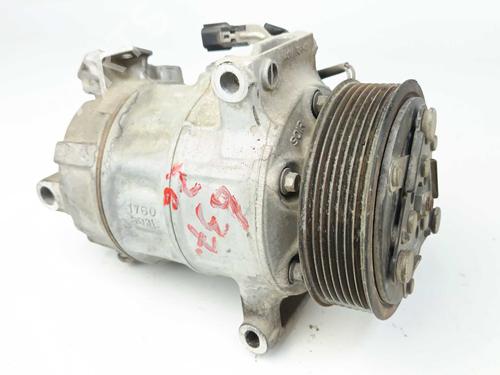 Used AC compressor AC compressor RENAULT MEGANE IV Hatchback (B9A/M/N_) 1.6 dCi 130 (B9A4) (130 hp) 40158770 40158770