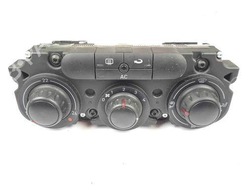 Used Climate control Climate control 19085855 19085855