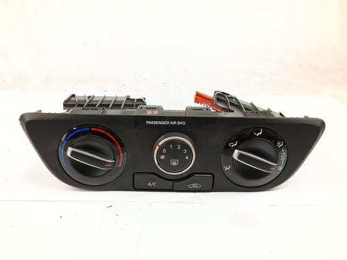 Comando clima HYUNDAI i10 III (AC3, AI3) 1.0 MPi (67 hp) 30793768